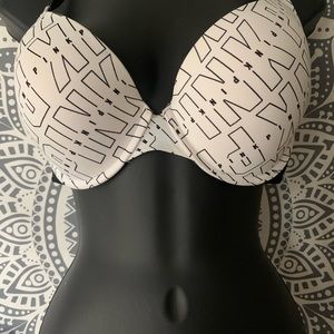 PINK by VS Wear Everywhere Push Up Bra 36D